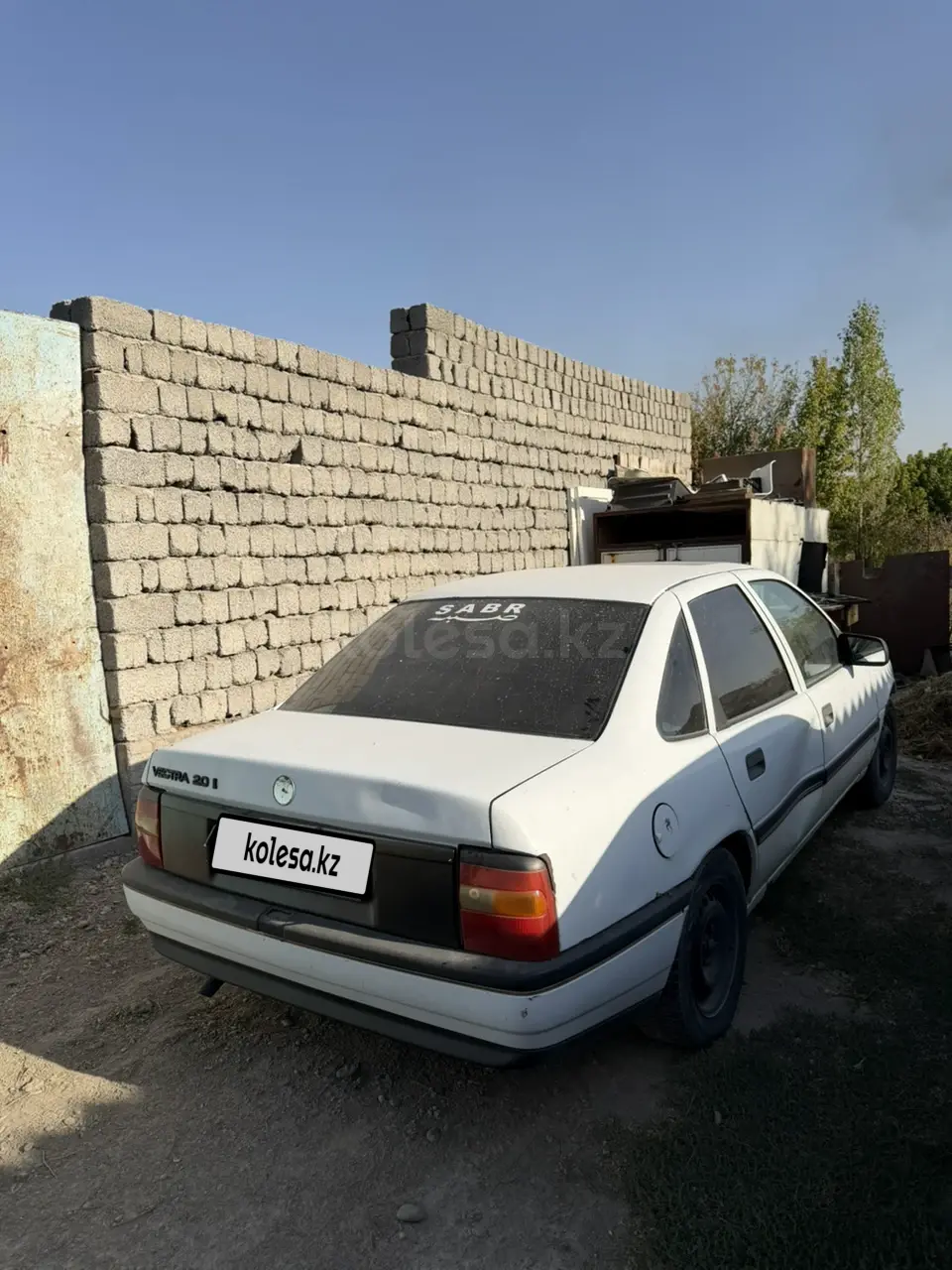 Opel Vectra, 1990