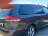 Toyota Sienna 2013 года за 10 500 000 тг. в Атырау – фото 4