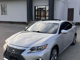 Lexus ES 300h 2014 года за 8 700 000 тг. в Жанаозен – фото 2