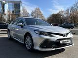 Toyota Camry 2022 годаfor15 200 000 тг. в Алматы – фото 2