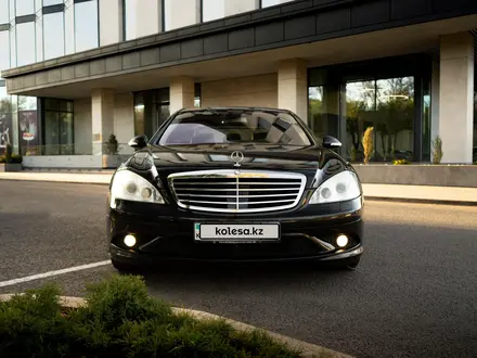 Mercedes-Benz S 500 2006 года за 7 200 000 тг. в Астана – фото 10