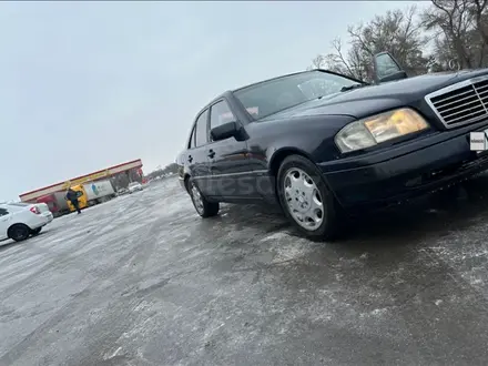 Mercedes-Benz C 200 1995 года за 1 200 000 тг. в Алматы