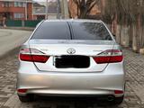 Toyota Camry 2017 года за 11 200 000 тг. в Аксай – фото 4