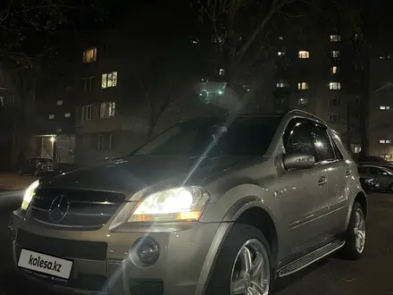 Mercedes-Benz ML 63 AMG 2006 года за 12 800 000 тг. в Алматы – фото 15