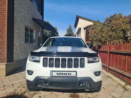 Jeep Grand Cherokee 2014 года за 14 500 000 тг. в Алматы