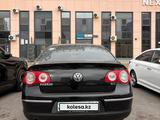 Volkswagen Passat 2007 годаүшін2 450 000 тг. в Астана – фото 2