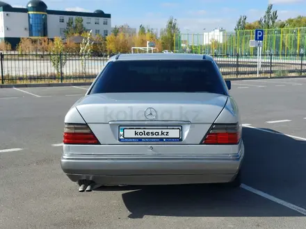 Mercedes-Benz E 280 1994 года за 2 000 000 тг. в Кызылорда – фото 5