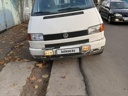 Volkswagen Caravelle 1995 года за 2 500 000 тг. в Алматы – фото 5