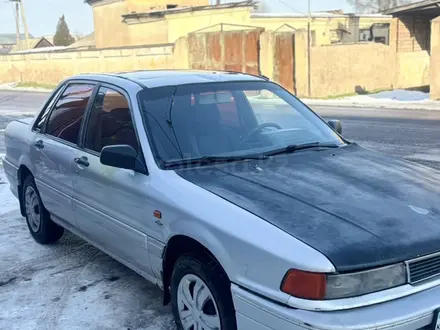 Mitsubishi Galant 1992 года за 900 000 тг. в Мерке – фото 3