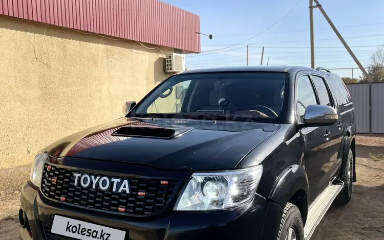 Toyota Hilux 2012 годаүшін8 500 000 тг. в Уральск