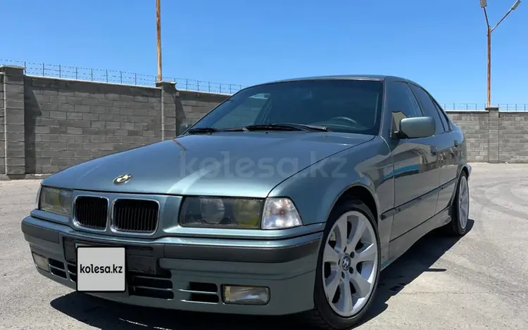 BMW 320 1996 годаүшін2 450 000 тг. в Алматы