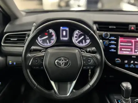 Toyota Camry 2020 года за 12 690 000 тг. в Шымкент – фото 9
