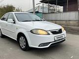 Daewoo Gentra 2014 годаfor2 950 000 тг. в Алматы – фото 3