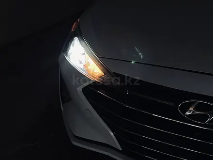 Hyundai Elantra 2019 года за 6 375 000 тг. в Атырау – фото 26