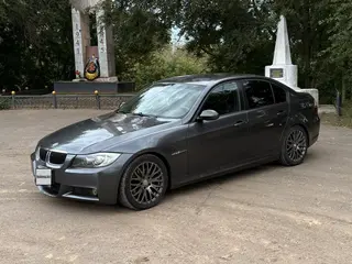 BMW 3 Series, 2005