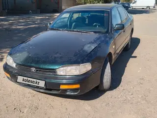 Toyota Camry, 1992