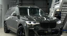 BMW X7 2021 года за 45 900 000 тг. в Астана