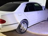 Mercedes-Benz E 200 1995 года за 650 000 тг. в Бейнеу