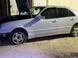 Mercedes-Benz E 200 1995 года за 650 000 тг. в Бейнеу – фото 3