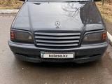 Mercedes-Benz C 220 1995 года за 1 700 000 тг. в Караганда – фото 2