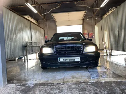 Mercedes-Benz C 220 1995 года за 1 700 000 тг. в Караганда – фото 4