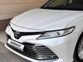 Toyota Camry 2019 года за 14 500 000 тг. в Алматы – фото 29