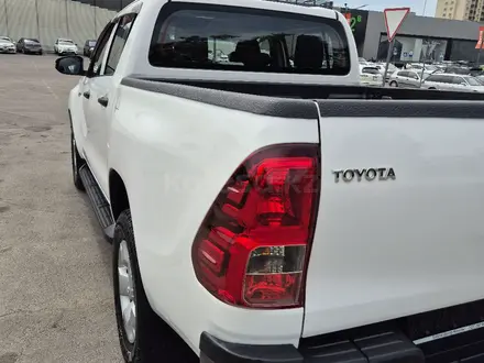 Toyota Hilux 2019 года за 15 900 000 тг. в Алматы – фото 12