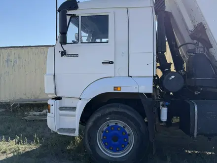 КамАЗ  6520 2016 года за 16 000 000 тг. в Астана – фото 3
