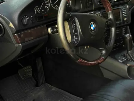 BMW 525 2002 года за 6 100 000 тг. в Алматы – фото 25