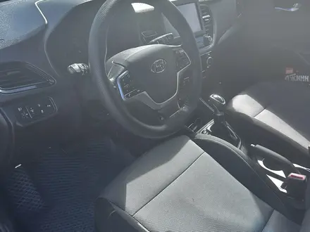 Hyundai Accent 2020 года за 6 700 000 тг. в Атырау – фото 5