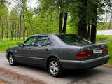 Mercedes-Benz E 230 1996 года за 1 900 000 тг. в Тараз – фото 5