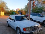 Mercedes-Benz E 200 1992 годаүшін1 500 000 тг. в Жезказган