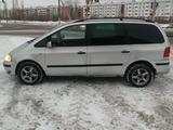 Volkswagen Sharan 2002 года за 2 600 000 тг. в Петропавловск – фото 2