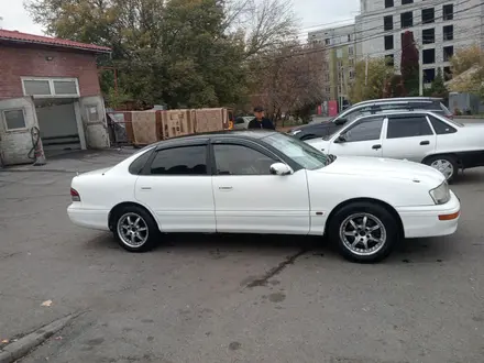 Toyota Avalon 1996 года за 2 200 000 тг. в Алматы – фото 2