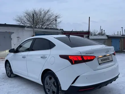 Hyundai Accent 2021 года за 8 570 000 тг. в Караганда – фото 5