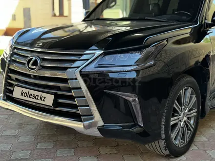 Lexus LX 570 2016 года за 33 000 000 тг. в Шымкент