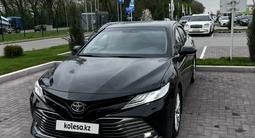 Toyota Camry 2018 года за 13 770 000 тг. в Алматы