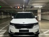 Kia Carnival 2021 года за 18 500 000 тг. в Атырау