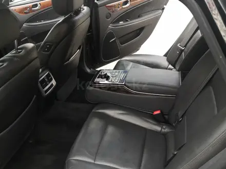 Hyundai Equus 2014 года за 10 000 000 тг. в Актобе – фото 14