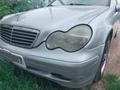 Mercedes-Benz C 180 2001 года за 3 400 000 тг. в Уральск