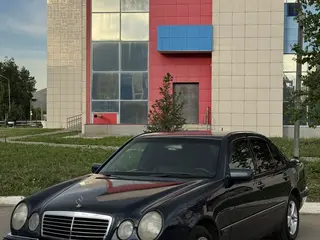 Mercedes-Benz E 280
