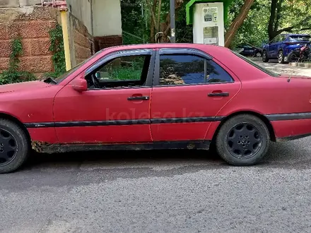 Mercedes-Benz C 220 1993 года за 1 000 000 тг. в Алматы – фото 4