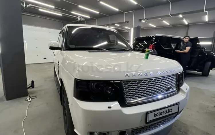 Land Rover Range Rover 2009 года за 10 500 000 тг. в Усть-Каменогорск
