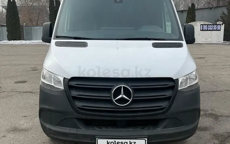 Mercedes-Benz  W907/910 2019 года за 23 700 000 тг. в Алматы