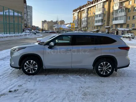 Toyota Highlander 2022 года за 31 900 000 тг. в Астана – фото 11