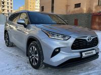 Toyota Highlander 2022 года за 30 900 000 тг. в Астана