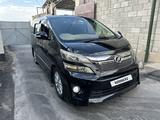 Toyota Vellfire 2013 года за 7 700 000 тг. в Алматы – фото 2