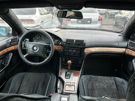 BMW 528 1998 года за 4 200 000 тг. в Алматы – фото 13