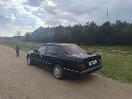 Mercedes-Benz E 250 1993 года за 1 500 000 тг. в Караганда – фото 6