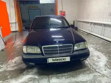 Mercedes-Benz E-Class, 1992